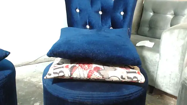 Amazing12inch online show from December 9, 9:48 pm