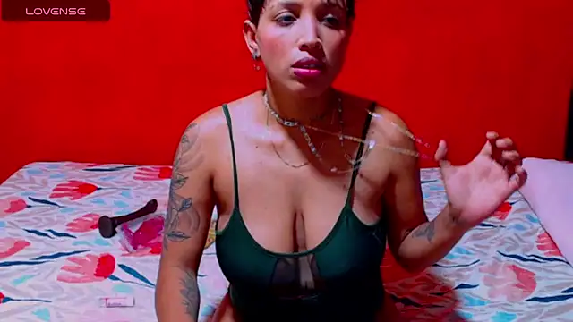 Dirty Zoe online show from December 6, 2:57 am