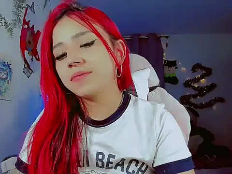 madisonx17 online show from December 14, 6:13 am