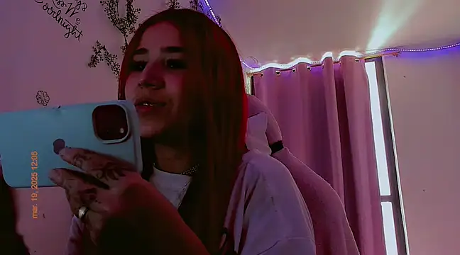 madisonx17 online show from March 19, 5:06 pm