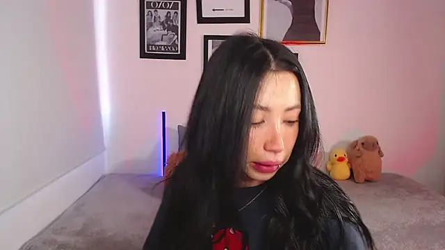 lilyy evanss online show from March 21, 10:06 pm