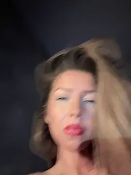 Snapshot of SonyaD_ chatting on February 20, 5:23 am SonyaD  online show from February 20, 5:23 am