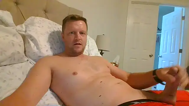 Snapshot of johnd101020 chatting on October 10, 4:39 pm johnd101020 online show from October 10, 4:39 pm