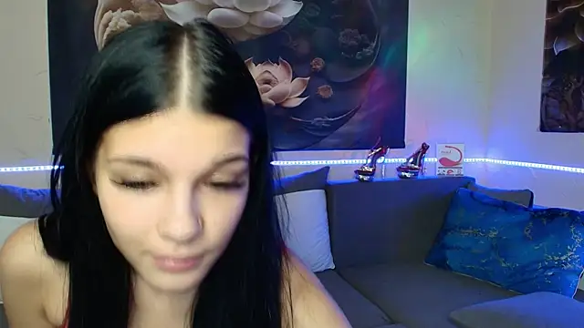 xDeepInLovexx online show from October 12, 6:18 pm