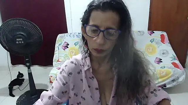 luz stella online show from February 22, 9:02 pm