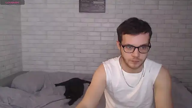 Fuckyoursecretary69 online show from December 7, 10:45 am