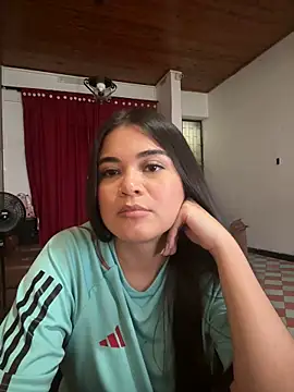 CamilaSofiia online show from May 29, 1:36 am