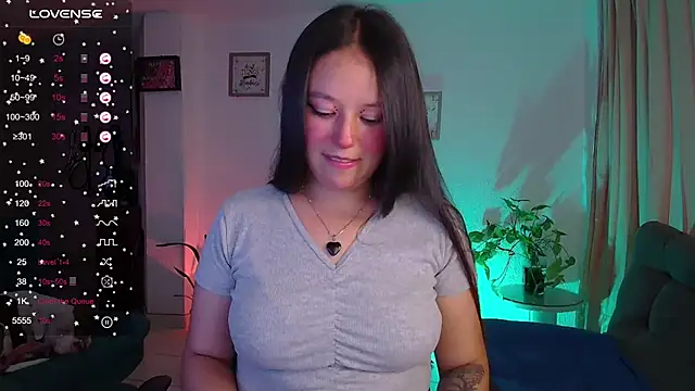 Snapshot of Lexie_Thompson10 chatting on February 7, 3:34 am Lexie Thompson10 online show from February 7, 3:34 am
