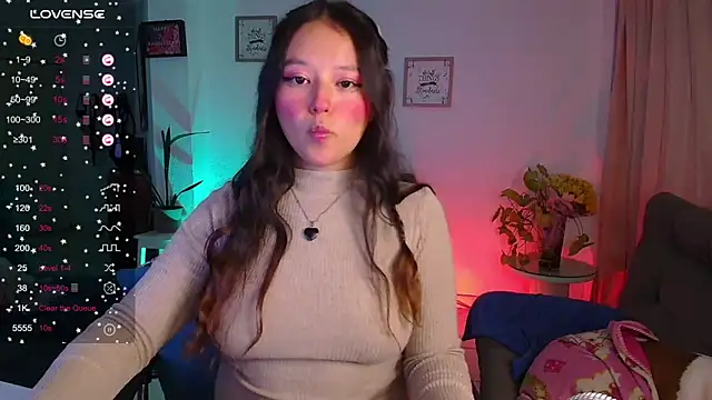 Snapshot of Lexie_Thompson10 chatting on February 17, 2:53 am Lexie Thompson10 online show from February 17, 2:53 am
