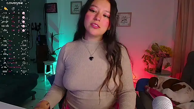 Snapshot of Lexie_Thompson10 chatting on February 17, 10:29 am Lexie Thompson10 online show from February 17, 10:29 am
