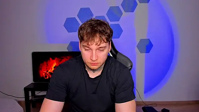 Chris Tyson online show from March 26, 9:04 am