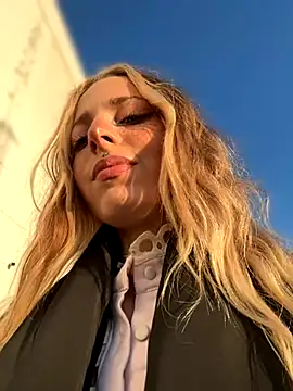 LoraaDoll online show from October 2, 2:24 pm