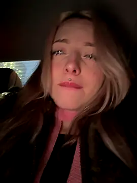 LoraaDoll online show from December 15, 1:26 pm