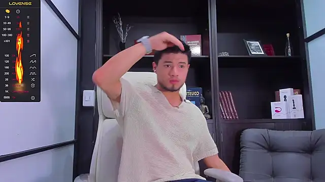 EdwardRoss  online show from February 10, 8:00 pm