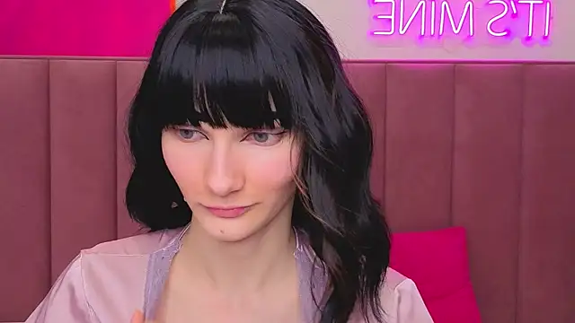 Lili flowerr online show from April 4, 10:57 am