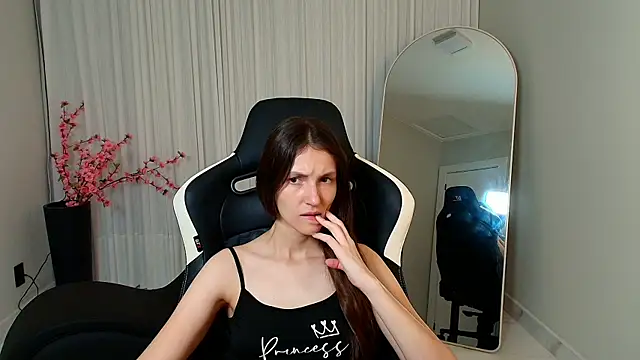 upssnowy online show from October 27, 7:07 pm