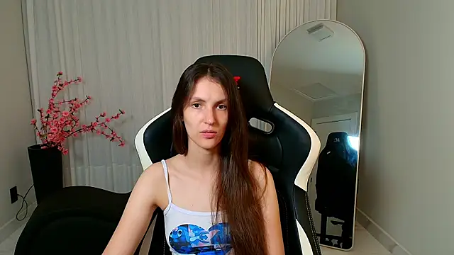 upssnowy online show from October 29, 10:33 pm