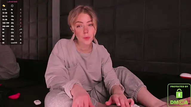 NateHalll online show from March 5, 4:45 am