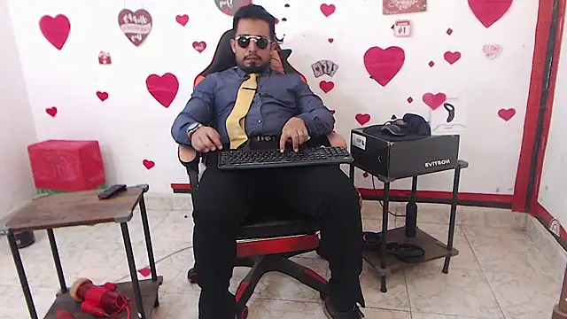 KalethBigDick online show from March 1, 3:30 am