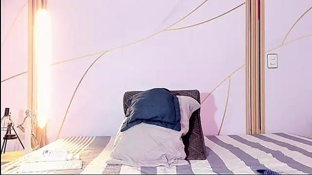 CheryHandsome online show from February 3, 7:21 pm