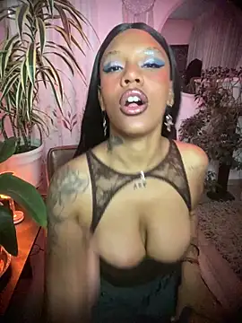 Snapshot of haiiley_more chatting on February 7, 11:52 pm haiiley more online show from February 7, 11:52 pm