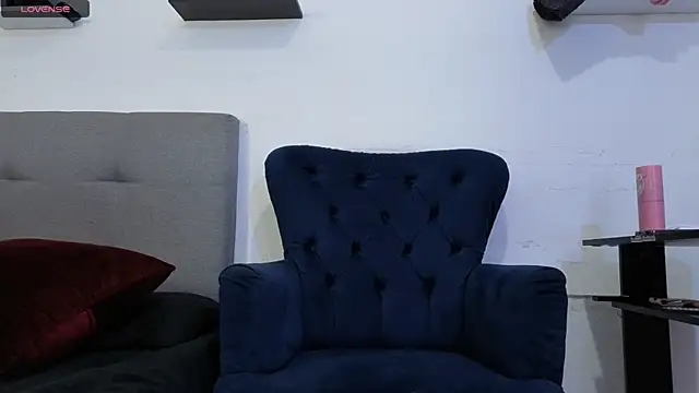 alissonandamy online show from April 12, 7:41 pm