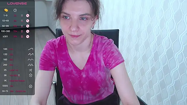 Snapshot of LisaHeart chatting on December 30, 6:05 pm LisaHeart online show from December 30, 6:05 pm