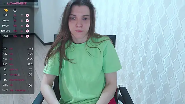 Snapshot of LisaHeart chatting on January 20, 9:11 pm LisaHeart online show from January 20, 9:11 pm