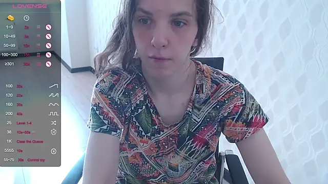 Snapshot of LisaHeart chatting on February 20, 11:31 am LisaHeart online show from February 20, 11:31 am