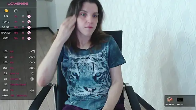 Snapshot of LisaHeart chatting on December 15, 6:56 pm LisaHeart online show from December 15, 6:56 pm