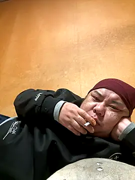 Snapshot of punk0805 chatting on January 6, 12:53 pm punk0805 online show from January 6, 12:53 pm