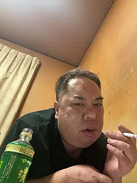 Snapshot of punk0805 chatting on May 26, 12:23 pm punk0805 online show from May 26, 12:23 pm