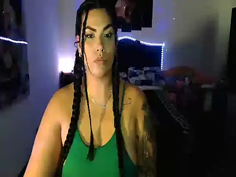 Snapshot of CarolinaRincon chatting on September 18, 9:39 pm CarolinaRincon online show from September 18, 9:39 pm