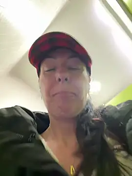 eveangelll online show from March 3, 8:27 am