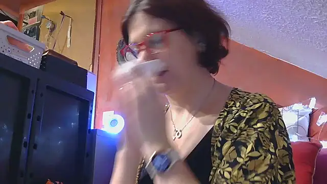 lanax online show from November 13, 1:10 pm