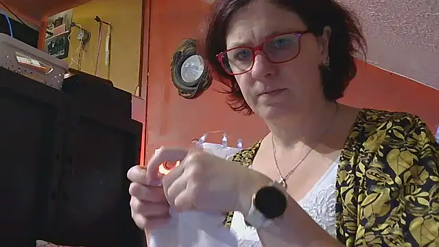 lanax online show from November 24, 1:44 pm