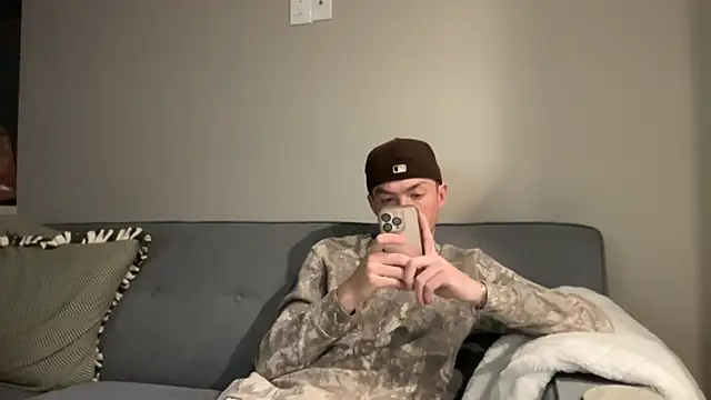 younghungginger online show from November 16, 12:49 am