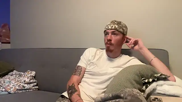 younghungginger online show from November 30, 12:25 am