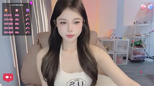 Snapshot of 7-Love chatting on February 16, 11:49 am 7-Love online show from February 16, 11:49 am