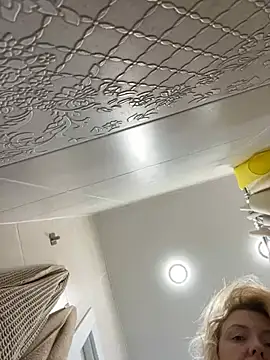 Snapshot of Yourdirtybitch chatting on January 28, 3:47 am Yourdirtybitch online show from January 28, 3:47 am