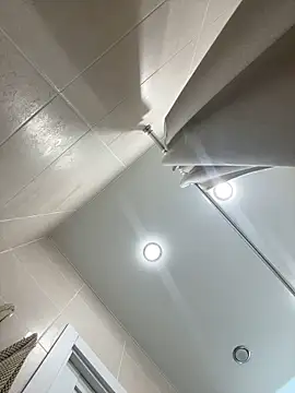 Snapshot of Yourdirtybitch chatting on October 18, 5:21 am Yourdirtybitch online show from October 18, 5:21 am