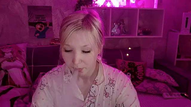 MeowkaKitty online show from April 7, 2:12 am