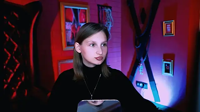 Snapshot of EllaHorton chatting on September 30, 4:34 pm EllaHorton online show from September 30, 4:34 pm