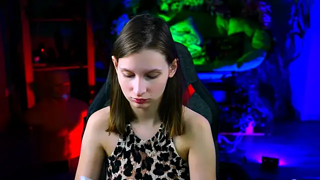 EllaHorton online show from February 5, 12:54 pm