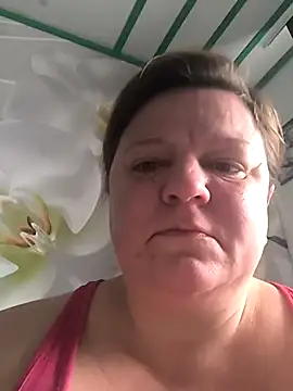 jusichka online show from February 16, 11:28 am