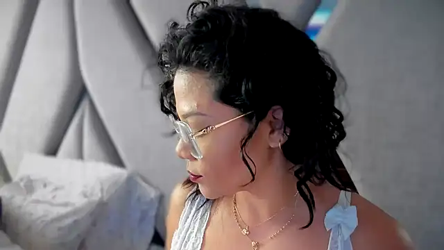 paula daniela1 online show from January 31, 8:54 pm