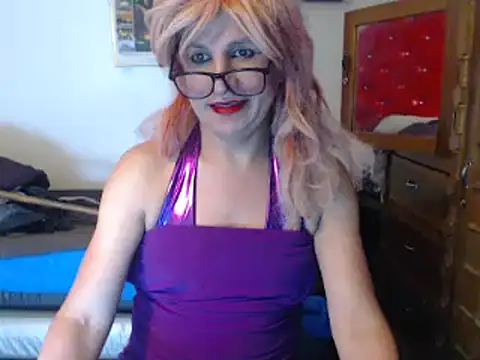 LorenJade online show from February 4, 10:10 am