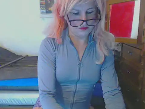 LorenJade online show from February 8, 4:14 am