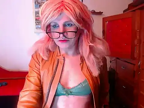 LorenJade online show from October 7, 9:28 am