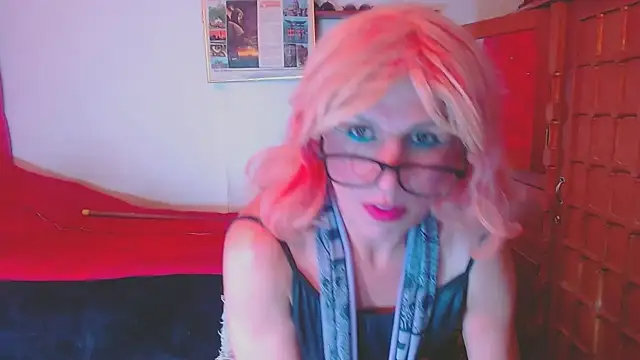 LorenJade online show from November 21, 7:18 am